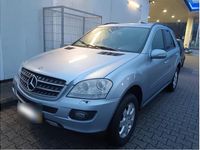 Gebraucht Mercedes ML320 224 PS (164 kW) 2008 Silber SUV