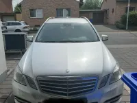 Gebraucht Mercedes E200 Avantgarde 136 PS (100 kW) 2011 Silber Limousine