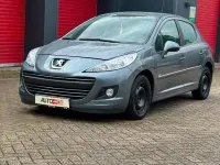Gebraucht Peugeot 207 90 PS (66 kW) 2011 Grau Limousine