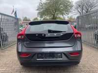 Gebraucht Volvo V40 You! 114 PS (83 kW) 2014 Titanium grey Limousine