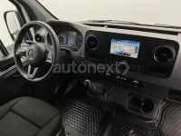 Używany Mercedes Sprinter 170 KM (125 kW) 2021 Biały Van