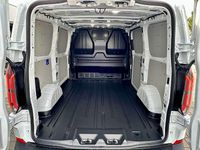 Gebraucht Ford E-Transit Trend 100 kW (136 PS) 2025 Frost weiß Van