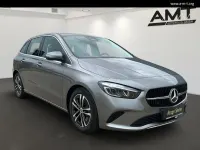 Gebraucht Mercedes B200 Progressive 163 PS (119 kW) 2024 Mountaingrau  met. Kleinwagen