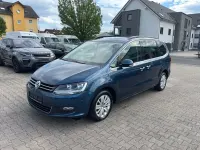 Gebraucht VW Sharan Comfortline 150 PS (110 kW) 2017 Blau Van / Kleinbus