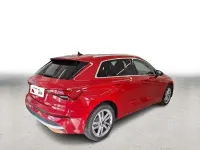 Używany Audi A3 Advanced 150 KM (110 kW) 2025 Czerwony Sedan/Limuzyna