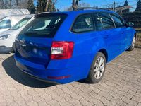 Gebraucht Skoda Octavia 150 PS (110 kW) 2019 Blau Kombi