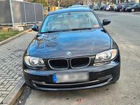 Gebraucht BMW 116 116 PS (85 kW) 2010 Schwarz Kleinwagen