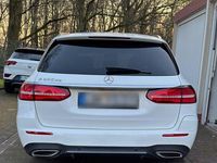 Gebraucht Mercedes E300 AMG 306 PS (225 kW) 2020 Weiß Kombi
