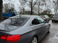 Gebraucht BMW 325 204 PS (150 kW) 2010 Grau Coupé