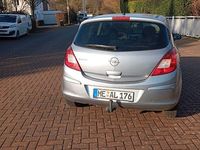 Gebraucht Opel Corsa Edition 101 PS (74 kW) 2010 Silber Kleinwagen
