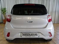 Neu Hyundai i10 Advanced 79 PS (58 kW) 2025 Grau Kleinwagen