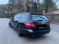 Gebraucht Mercedes E350 231 PS (169 kW) 2011 Schwarz Kombi