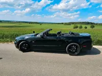 Gebraucht Ford Mustang 305 PS (224 kW) 2012 Schwarz Cabrio