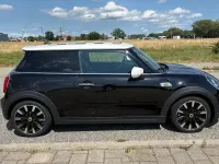 Gebraucht Mini Cooper SE 135 kW (184 PS) 2021 Schwarz Kleinwagen