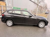 Gebraucht BMW X1 116 PS (85 kW) 2014 Schwarz SUV