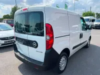 Gebraucht Opel Combo 95 PS (69 kW) 2016 Weiß Van / Kleinbus