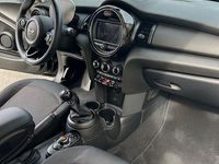 Gebraucht Mini ONE Pepper 102 PS (75 kW) 2021 Schwarz Kleinwagen