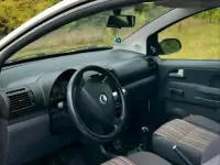 Używany VW Fox 55 KM (40 kW) 2007 Biały Hatchback