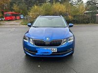 gebraucht Skoda Octavia OctaviaCombi 2.0 TDI DSG Ambition