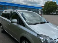 Gebraucht Opel Zafira 102 PS (75 kW) 2011 Silber Van / Kleinbus