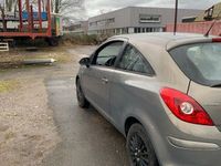 gebraucht Opel Corsa D 1.2 4 Zylinder/Tempomat/Teilleder/TüvNeu