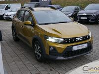 Neu Dacia Sandero Expression 110 PS (80 kW) 2026 Amber yellow Limousine