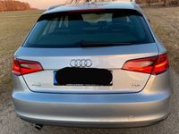 gebraucht Audi A3 Sportback 1.6 TDI /Sitzh./ Automatik/