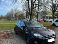 Gebraucht Ford Focus 101 PS (74 kW) 2012 Schwarz Coupé
