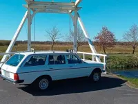 Gebraucht Mercedes 230 136 PS (100 kW) 1984 Weiß Kombi
