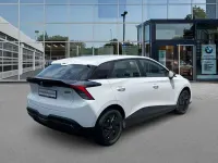Gebraucht MG MG4 EV 125 kW (170 PS) 2023 Weiss Kleinwagen