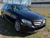 Gebraucht Mercedes C220 170 PS (125 kW) 2015 Schwarz Limousine
