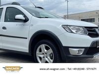 Gebraucht Dacia Sandero Stepway Ambiance 90 PS (66 kW) 2015 Weiß Kleinwagen