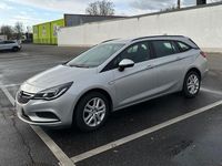 Gebraucht Opel Astra Edition 101 PS (74 kW) 2016 Silber Kombi