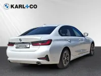 Gebraucht BMW 318 Advantage 150 PS (110 kW) 2022 Weiss Limousine