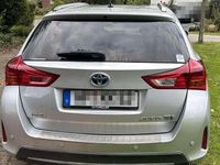Gebraucht Toyota Auris Touring Sports 136 PS (100 kW) 2015 Silber Kombi