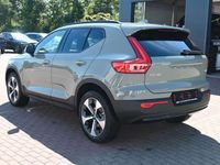 Gebraucht Volvo XC40 Plus 197 PS (144 kW) 2024 Grün SUV
