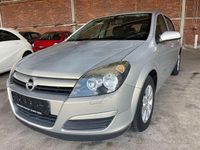 Gebraucht Opel Astra Edition 125 PS (91 kW) 2005 Silber Limousine