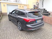 Usata Ford Focus ST-Line 150 CV (110 kW) 2019 Grigio Station wagon
