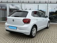 Gebraucht VW Polo Comfortline 116 PS (85 kW) 2018 Silber metallic Kleinwagen