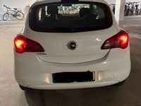Gebraucht Opel Corsa Selection 69 PS (50 kW) 2015 Weiß Kleinwagen