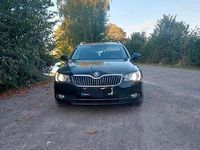 Gebraucht Skoda Superb 170 PS (125 kW) 2014 Schwarz Kombi