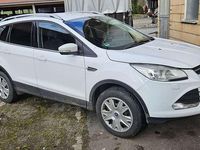 Gebraucht Ford Kuga Trend 150 PS (110 kW) 2016 Weiß SUV