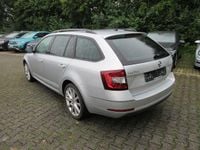 Gebraucht Skoda Octavia Ambition 116 PS (85 kW) 2019 Brillantsilber metallic Kombi