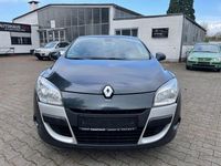 Gebraucht Renault Mégane III Dynamique 110 PS (80 kW) 2009 Schwarz Coupé