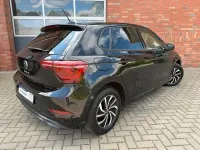 Usata VW Polo Life 95 CV (69 kW) 2023 Nero Utilitaria