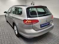 Gebraucht VW Passat 179 PS (131 kW) 2015 Silber (silbermet.) Kombi