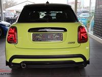 Gebraucht Mini Cooper Classic 136 PS (100 kW) 2023 Gelb Kleinwagen