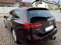 Gebraucht VW Passat 150 PS (110 kW) 2018 Andere farben Kombi