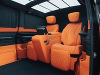 Gebraucht Mercedes V300 237 PS (174 kW) 2024 Schwarz Van / Kleinbus