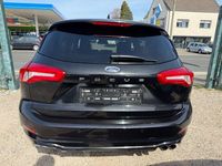 Second-hand Ford Focus ST-Line 120 CP (88 kW) 2021 Negru Break